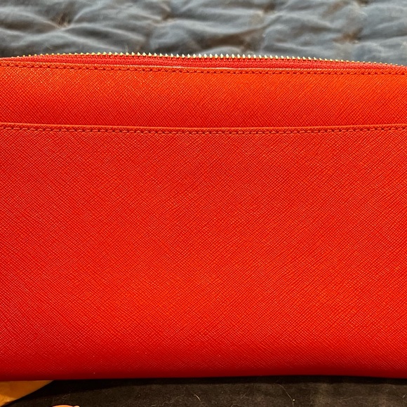 Kate Spade large zip around wallet, cranberry red - Picture 3 of 3